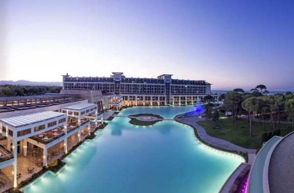 BELEKAS. Pasinerkite į Turkijos teikiamus malonumus VIP klasės 5* viešbutyje RIXOS PREMIUM BELEK - 7 nakvynės su skrydžiu ir maitinimu "ultra viskas įskaičiuota"