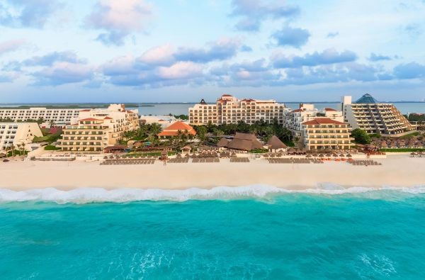 Šeimos atostogos Meksikoje! Skrydis, pervežimas ir 10 n. viešbutyje Fiesta Americana Condesa Cancun 5* su „viskas įskaičiuota“